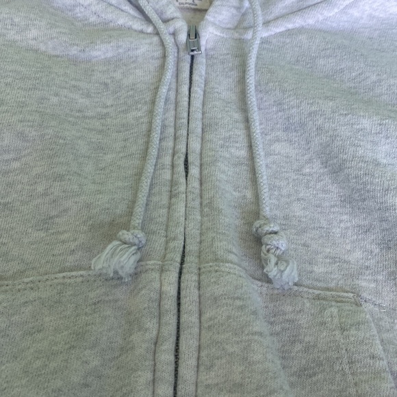 Brandy Melville Cropped Zip Up - Picture 4 of 7